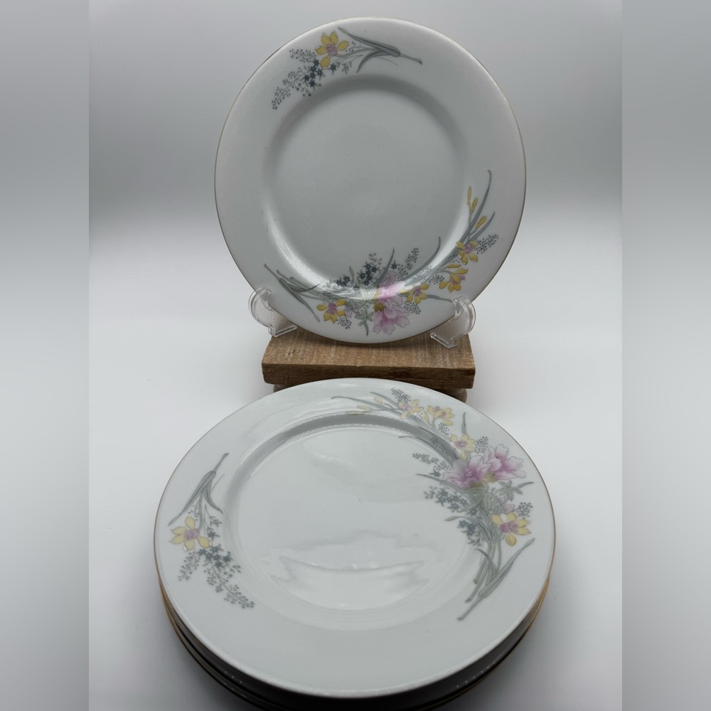 Jamestown China Floral Dinner Plates with Pink and Yellow Accents
